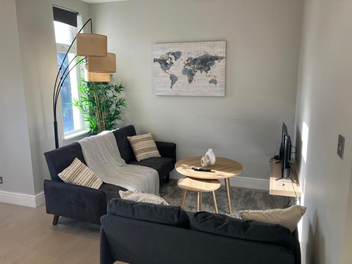 Splendid 2 Bed Flat With Private Terrace In Wimbledon - 2 The Queens Apartment London Luaran gambar